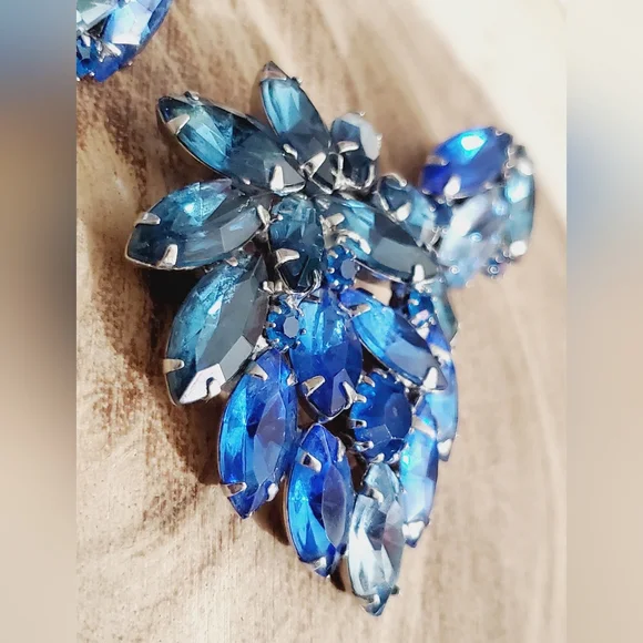 Vtg Juliana blue demi Parure brooch earrings clip on Stunning set ombre 50's 60' - Picture 7 of 16